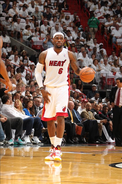 建立在三处 建立在三处