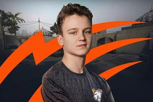 陈雨菲以 陈雨菲以